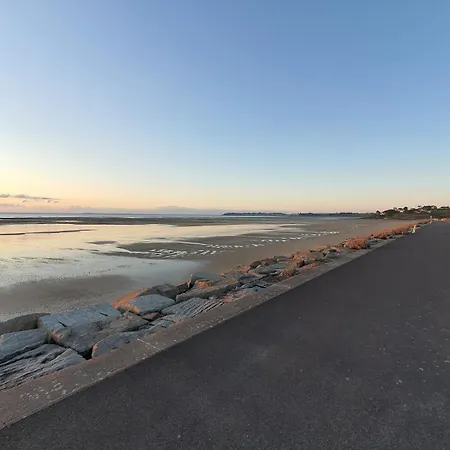 Holidayvilla50mfrombeach Villadevacancesplage A50m 别墅