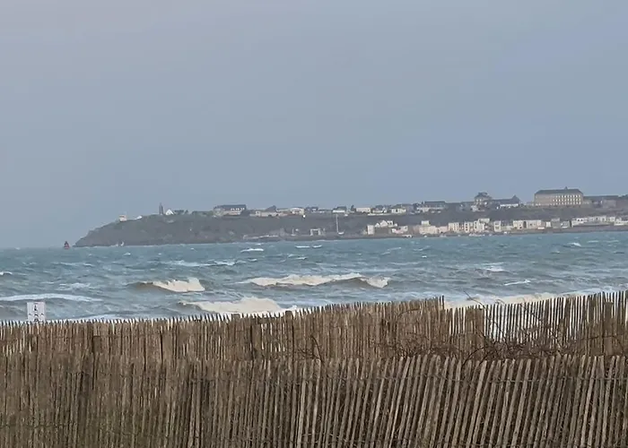 Holidayvilla50mfrombeach Villadevacancesplage A50m Villa *