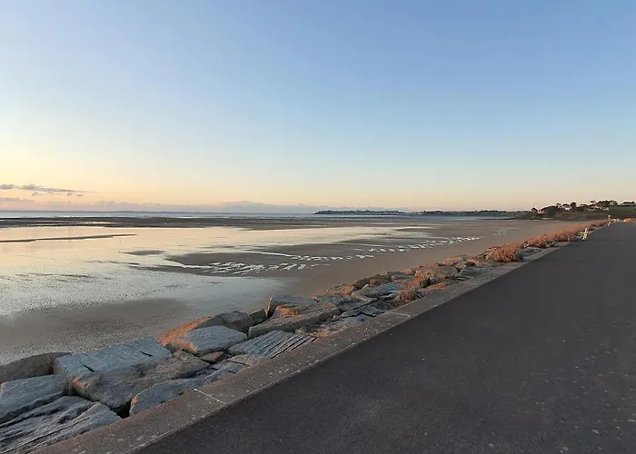 Holidayvilla50mfrombeach Villadevacancesplage A50m Villa